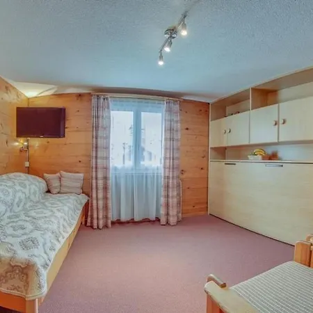 Anemone Apartment