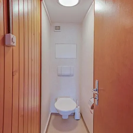 Anemone Apartment *